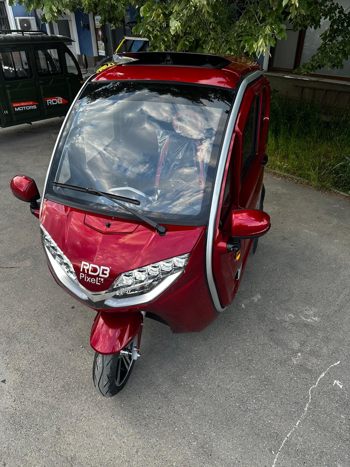Masina electrica cu 3 roti RDB PIXEL, 2100W, fara permis, omologata RAR