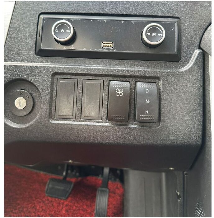 Masina Electrica Fara Permis KUBA CITY cu motor de 3000W si o autonomie de 90KM