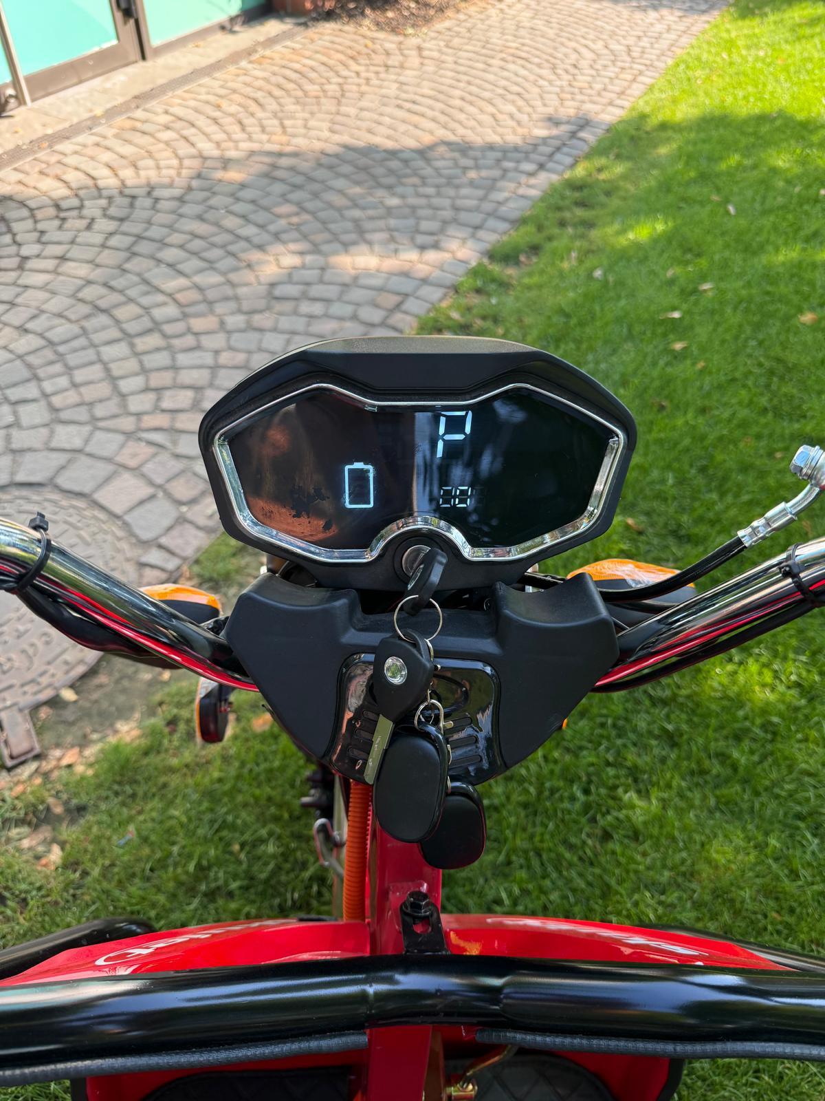 Ekopikap Master By Kuba - 2500 W Max, 72V 20AH, Fara permis, Omologat RAR, 25 km/h