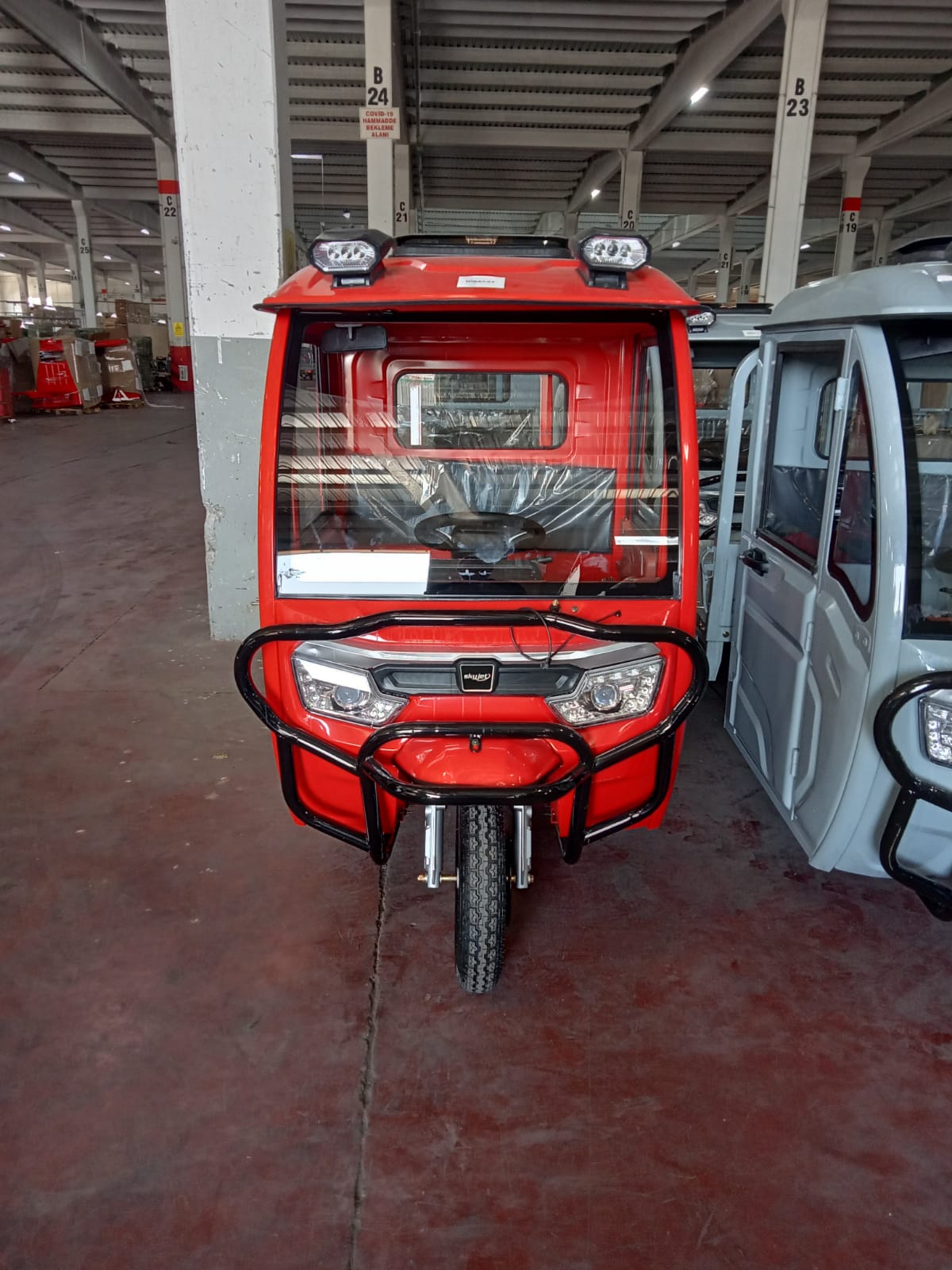 Kuba Skyvan, 25km/h, Fara Permis, Model 2026, 3000W, autonomie max 70 km