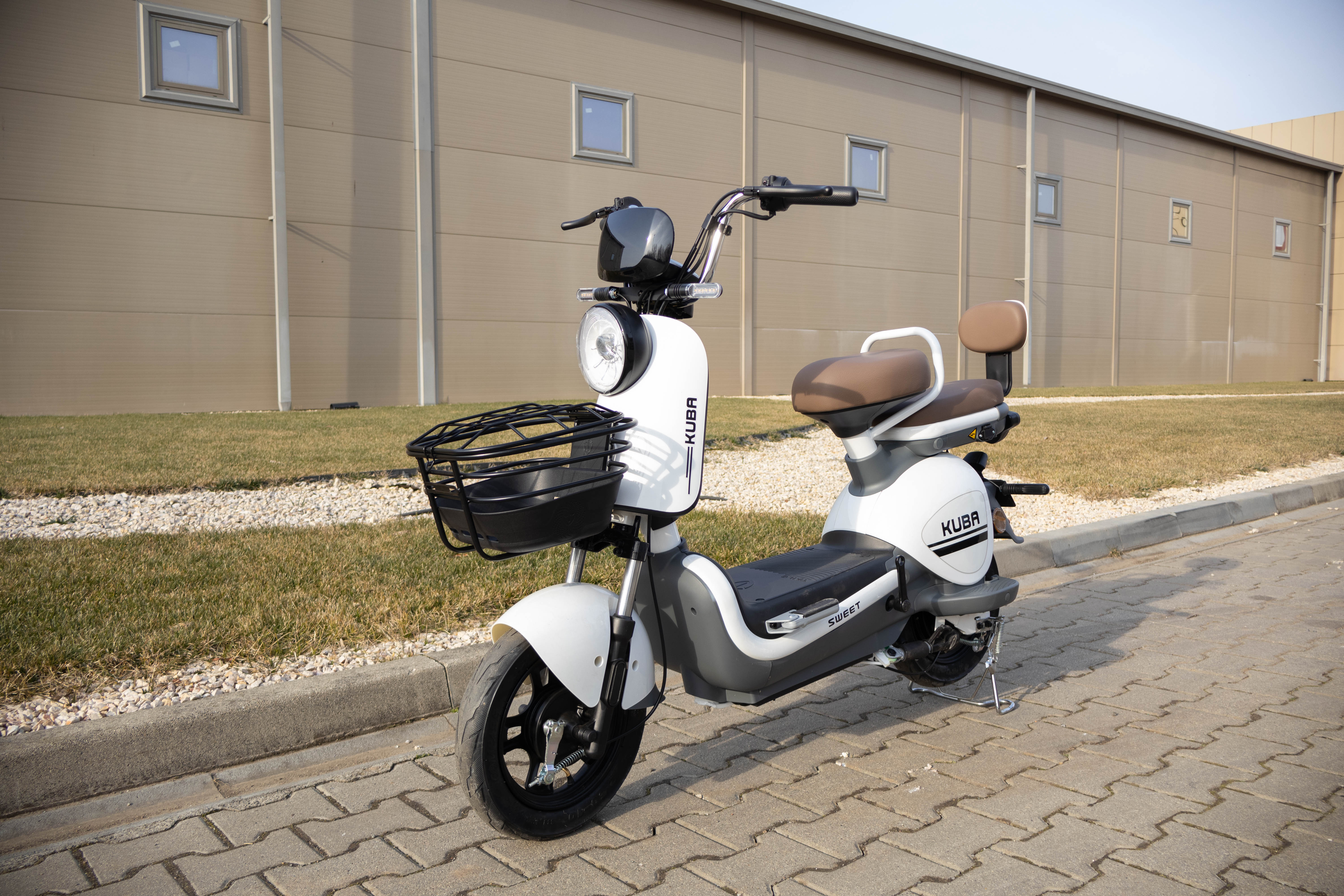 Kuba Sweet , Scuter Electric fara permis, Omologat RAR