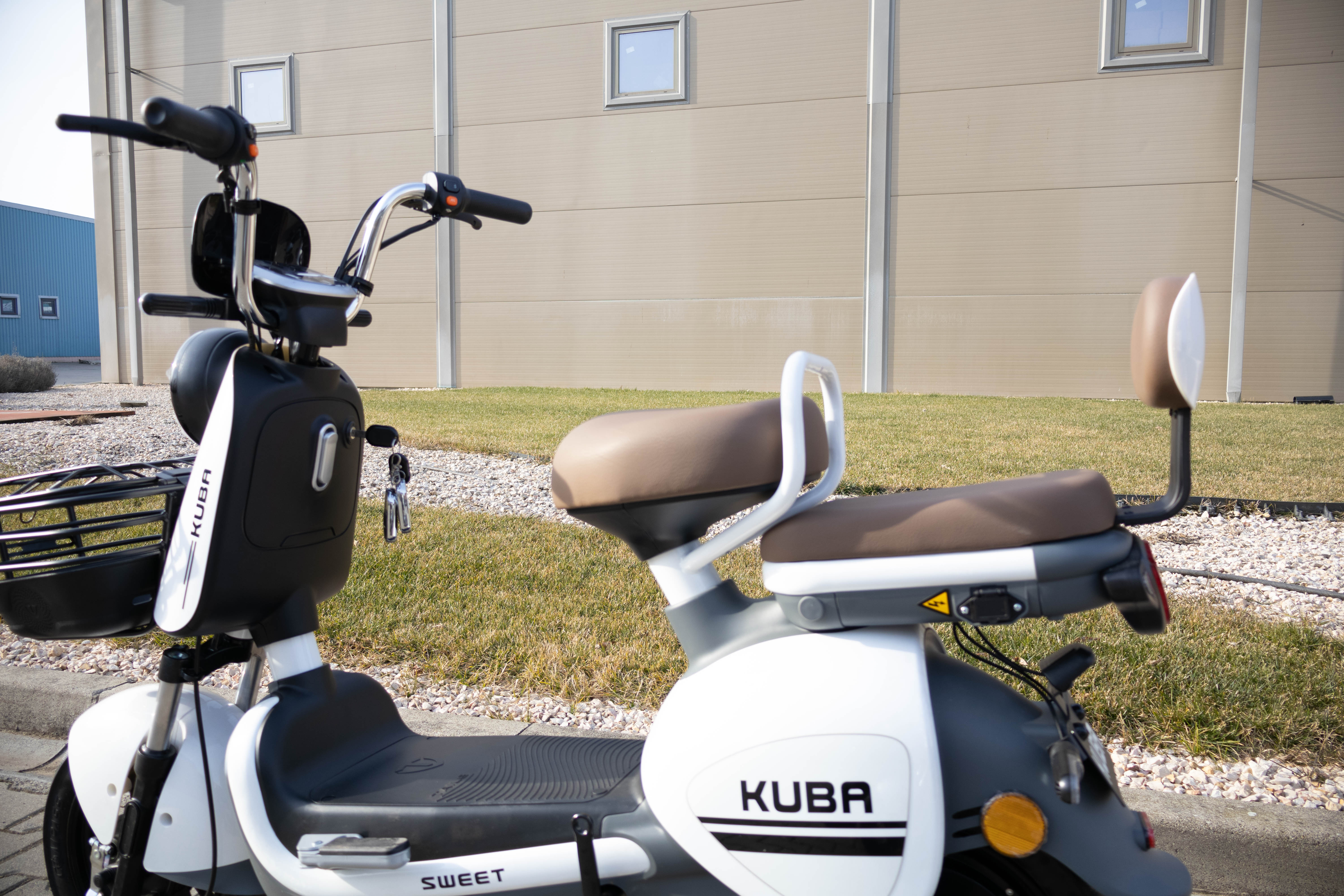Kuba Sweet , Scuter Electric fara permis, Omologat RAR