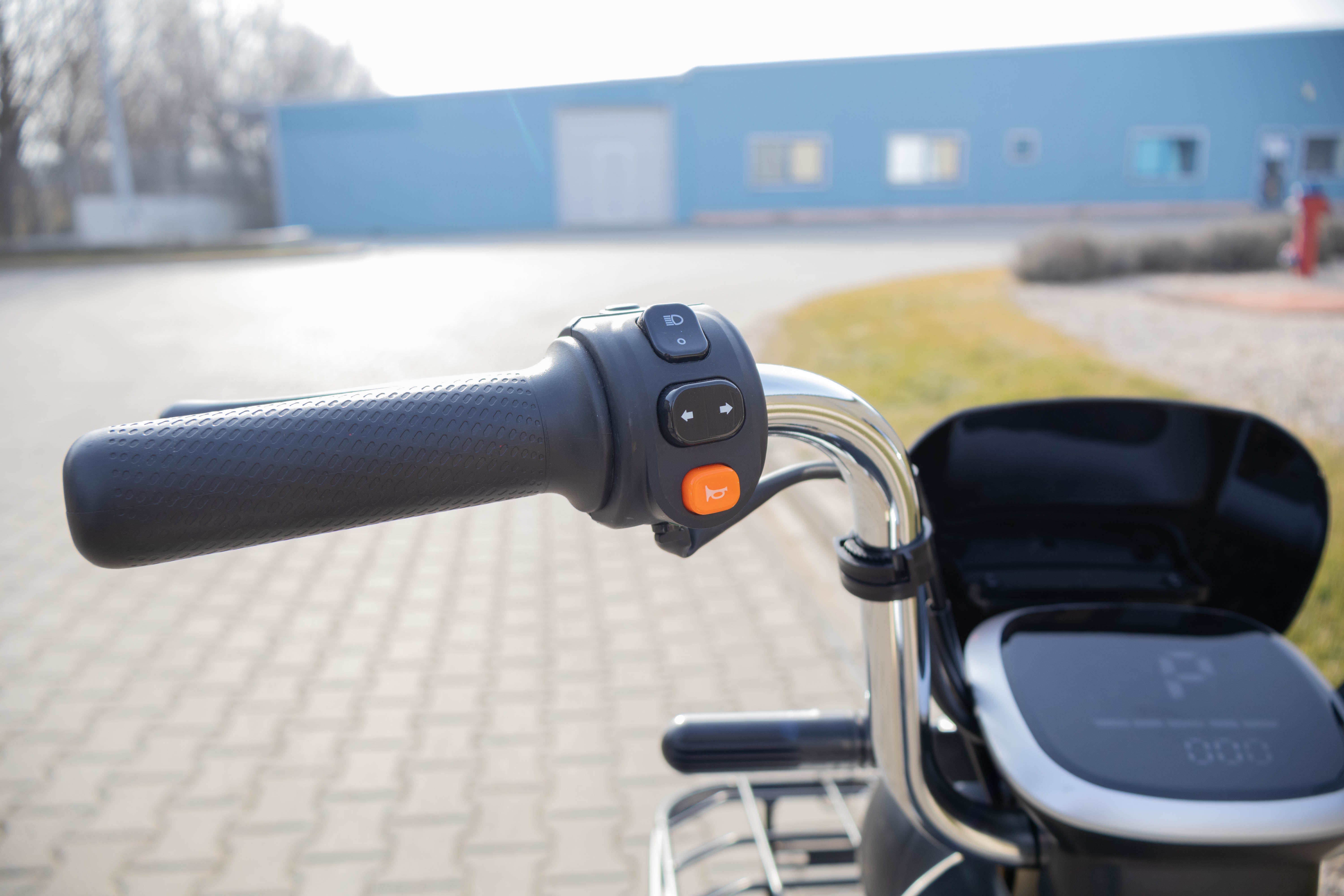 Kuba Sweet , Scuter Electric fara permis, Omologat RAR
