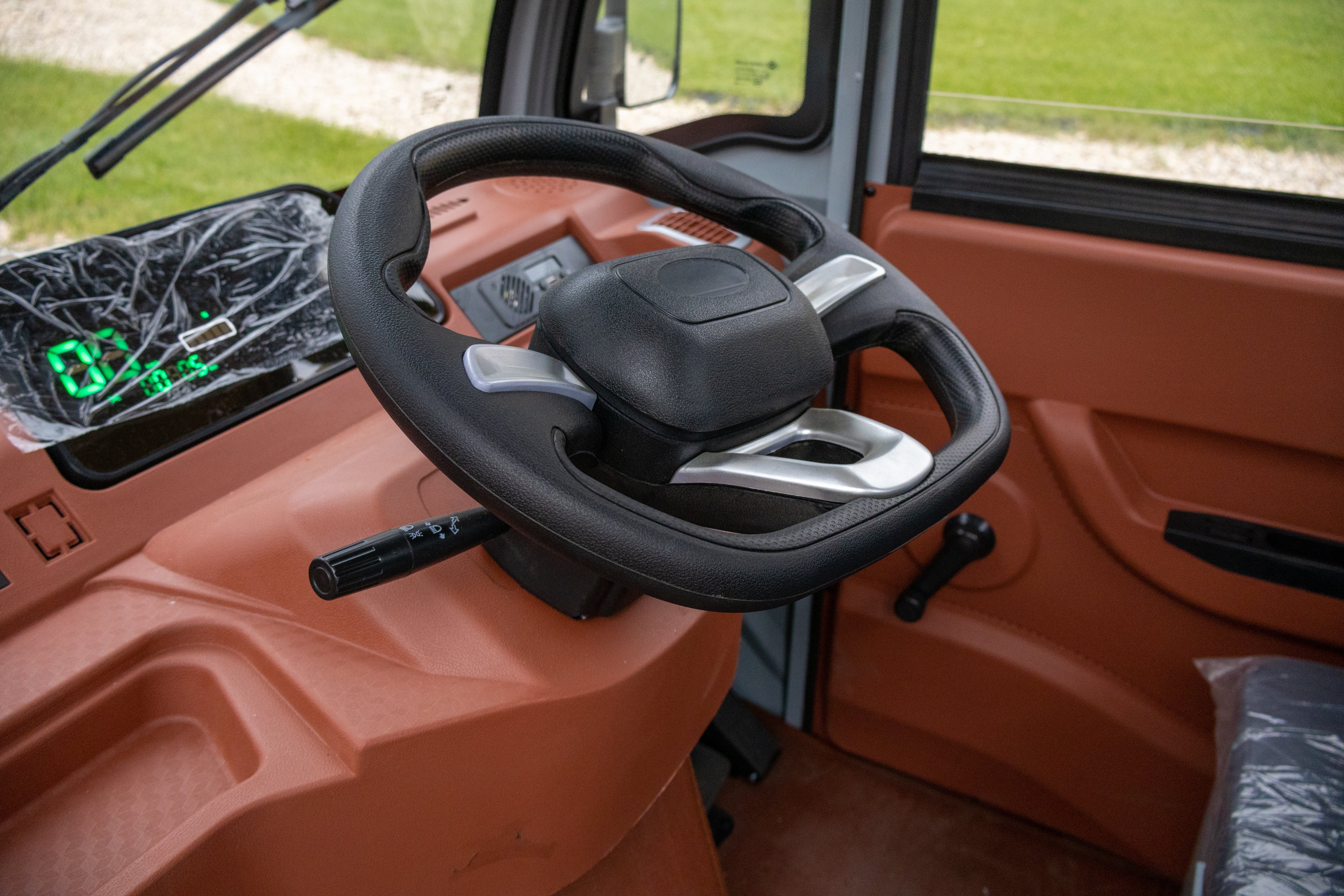 Kuba Skyvan, 25km/h, Fara Permis, Model 2026, 3000W, autonomie max 70 km