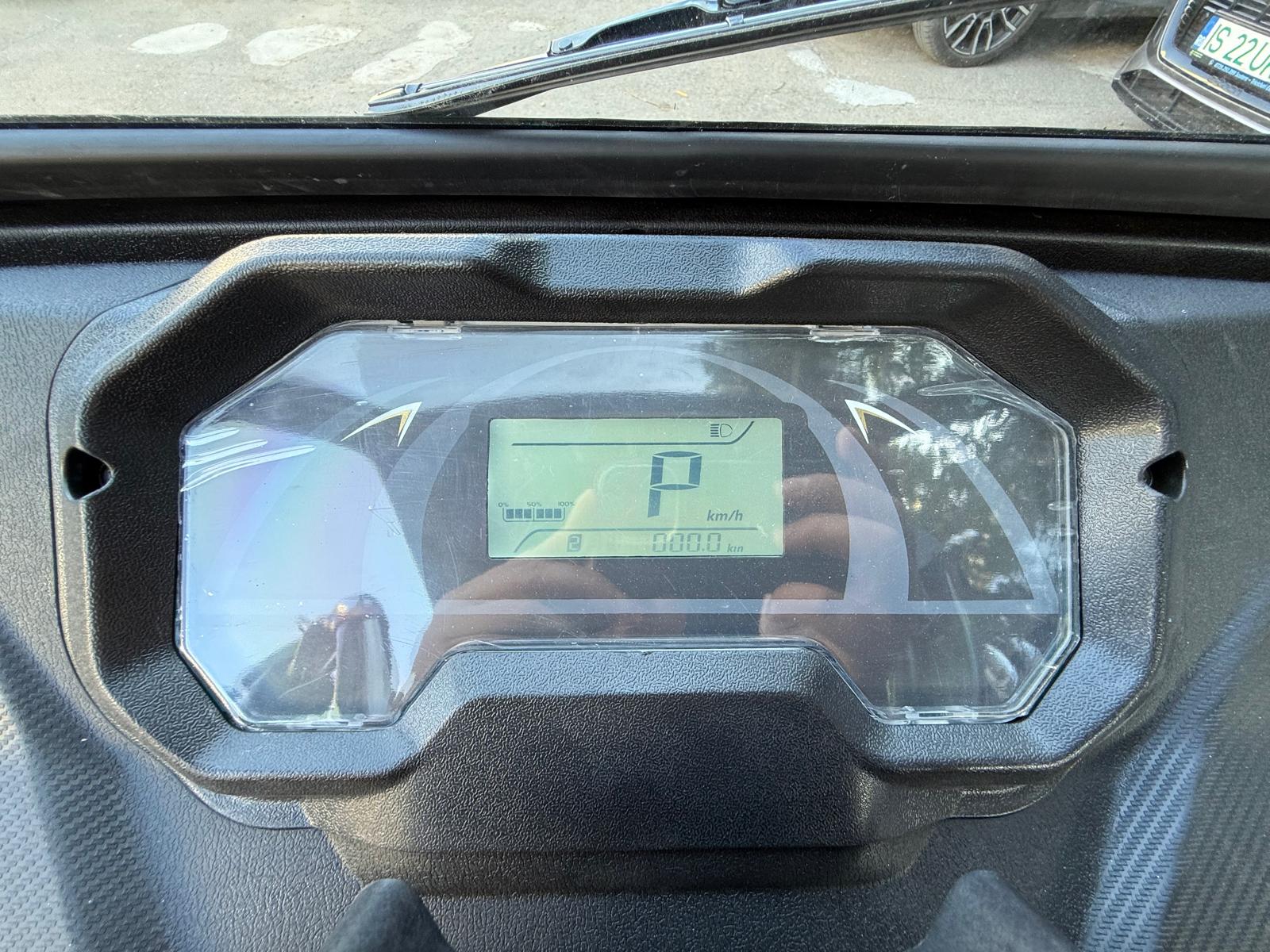 RDB XM Klass, Triciclu Electric fara permis, basculabil , Radio , Bord complet , Bluetooth, Omolgat RAR